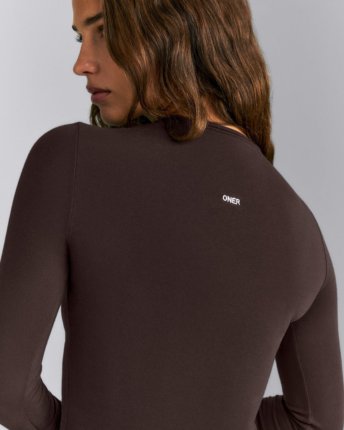 Fitted Cotton Long Sleeve Crew Neck Top | 70% Cocoa