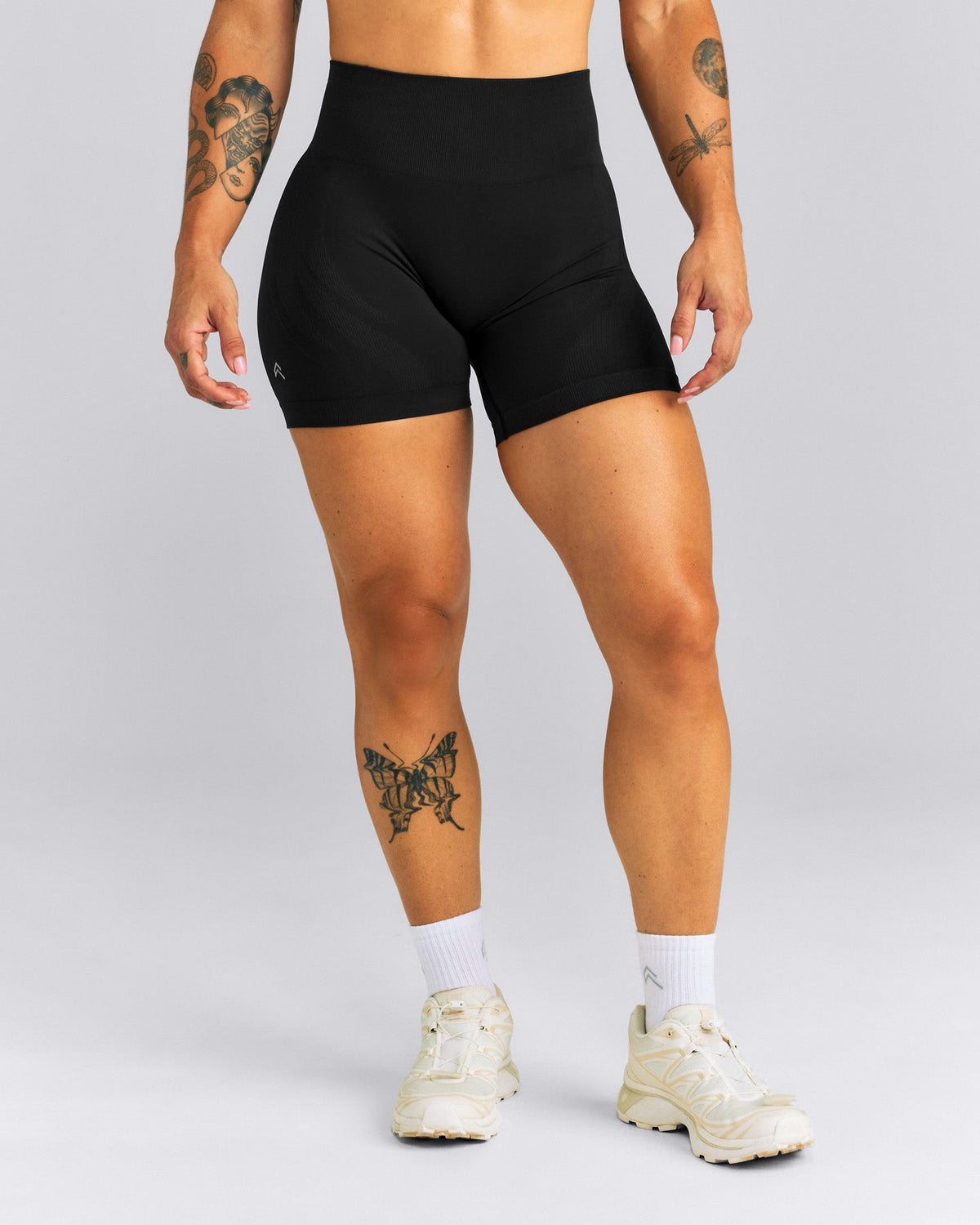 EnhanceLift™ Seamless High Rise Shorts | Black