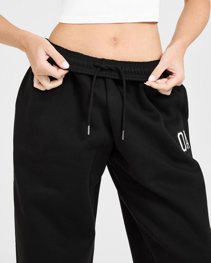 Foundations Oversized Oner Girlfriend Sweatpants | Black