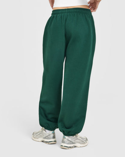 Foundations Oversized Oner Girlfriend Sweatpants | Racing Green