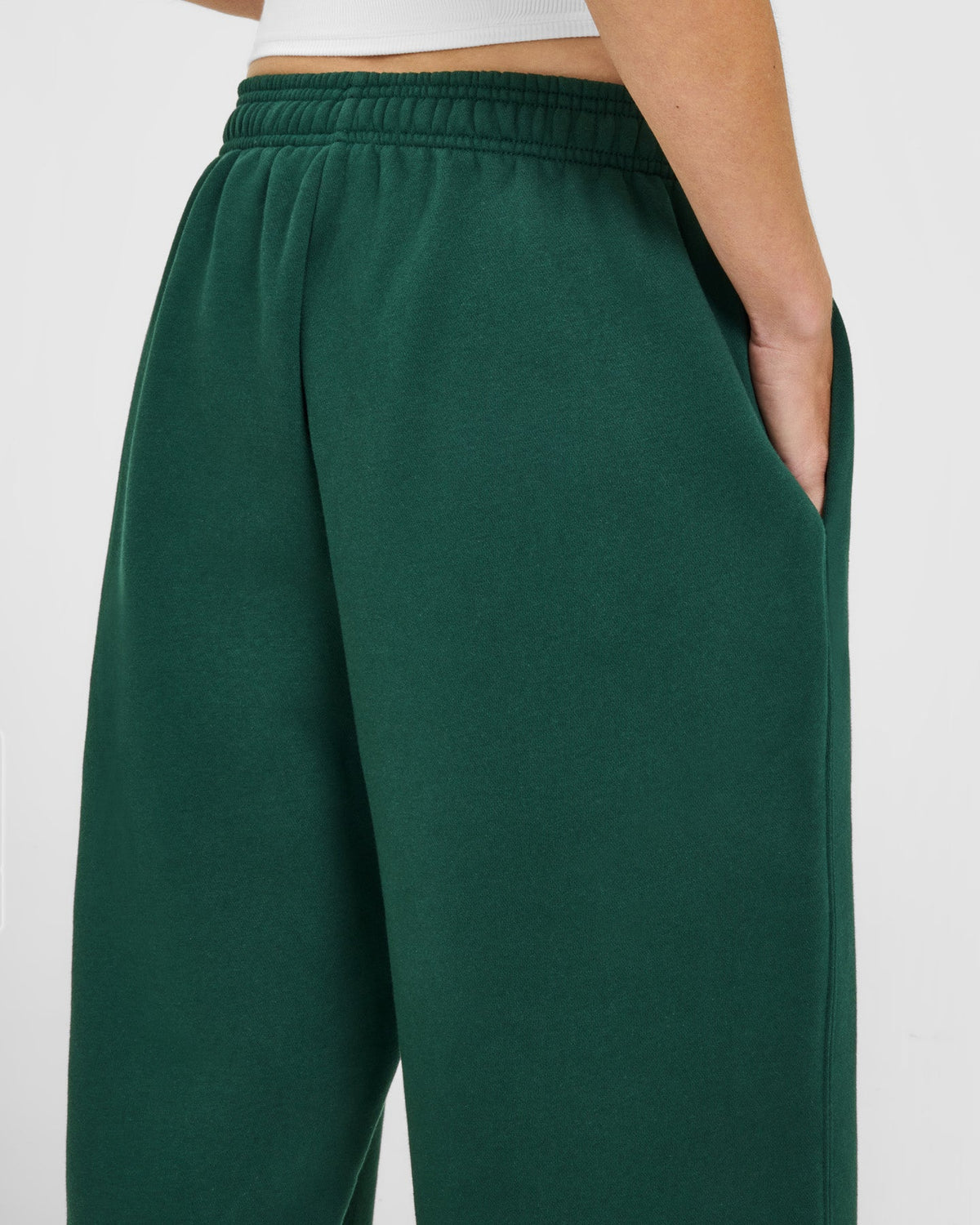 Foundations Oversized Oner Girlfriend Sweatpants | Racing Green
