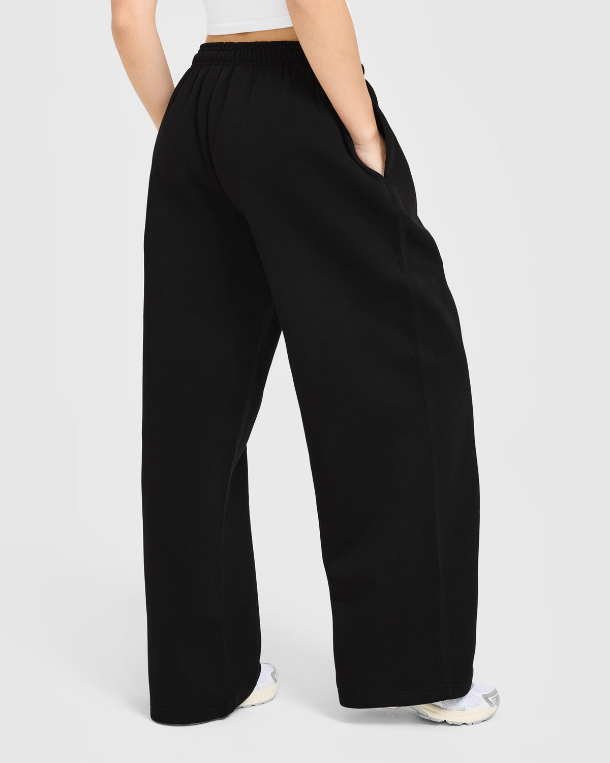 Foundations Oversized Oner Girlfriend Straight Leg Sweatpants | Black