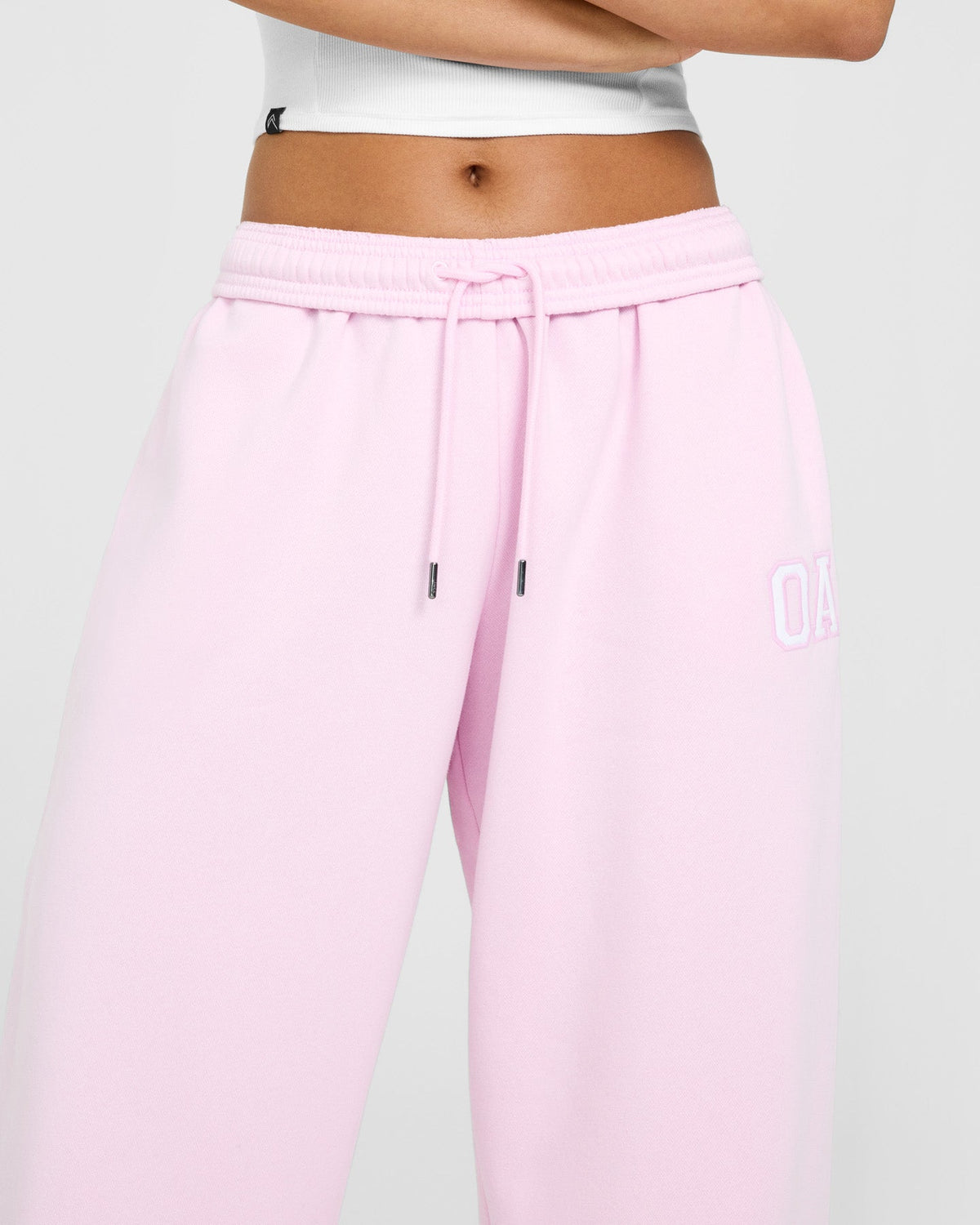 Foundations Oversized Oner Girlfriend Straight Leg Sweatpants | Chalk Pink