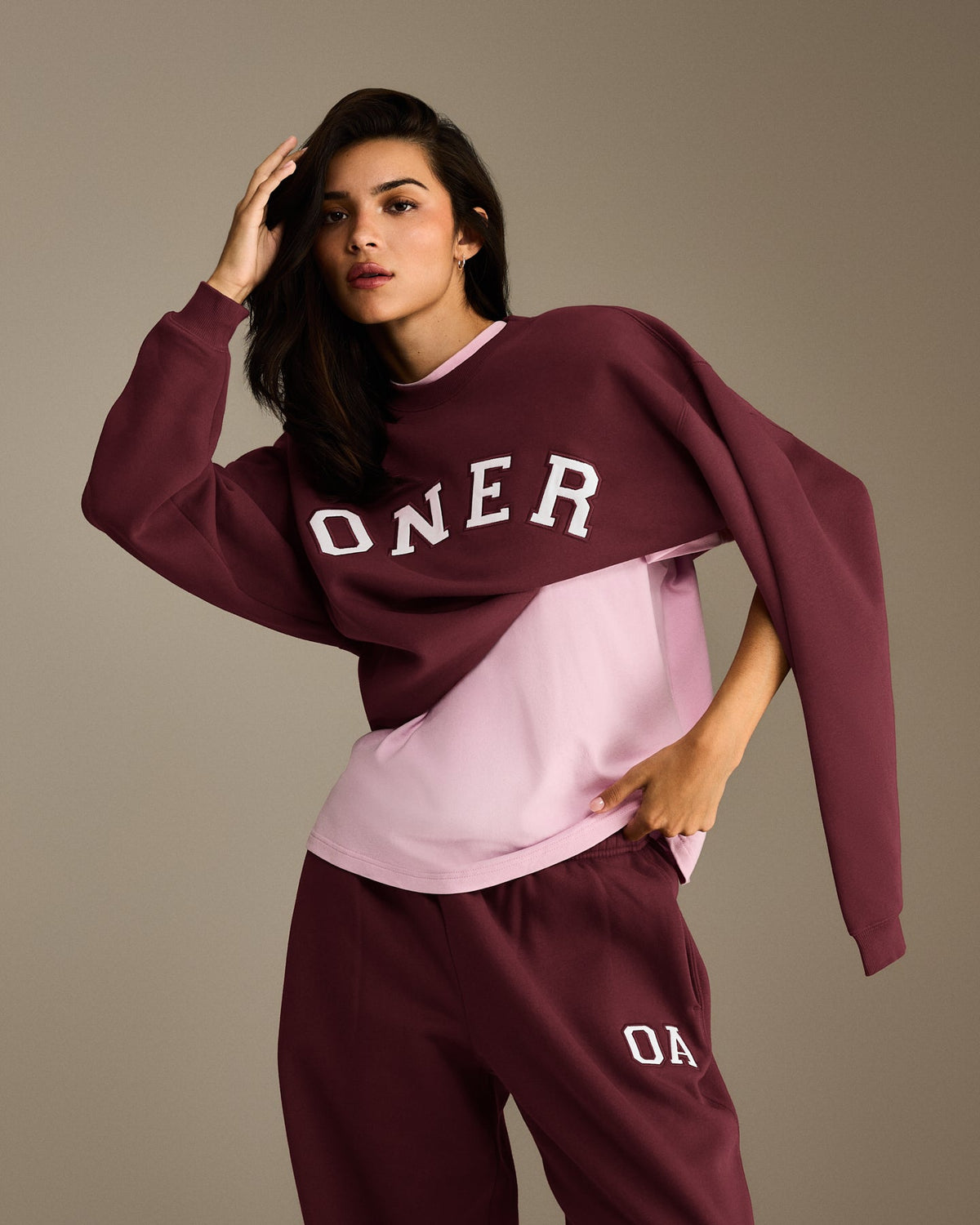 Foundations Oversized Oner Girlfriend Straight Leg Sweatpants | Rosewood