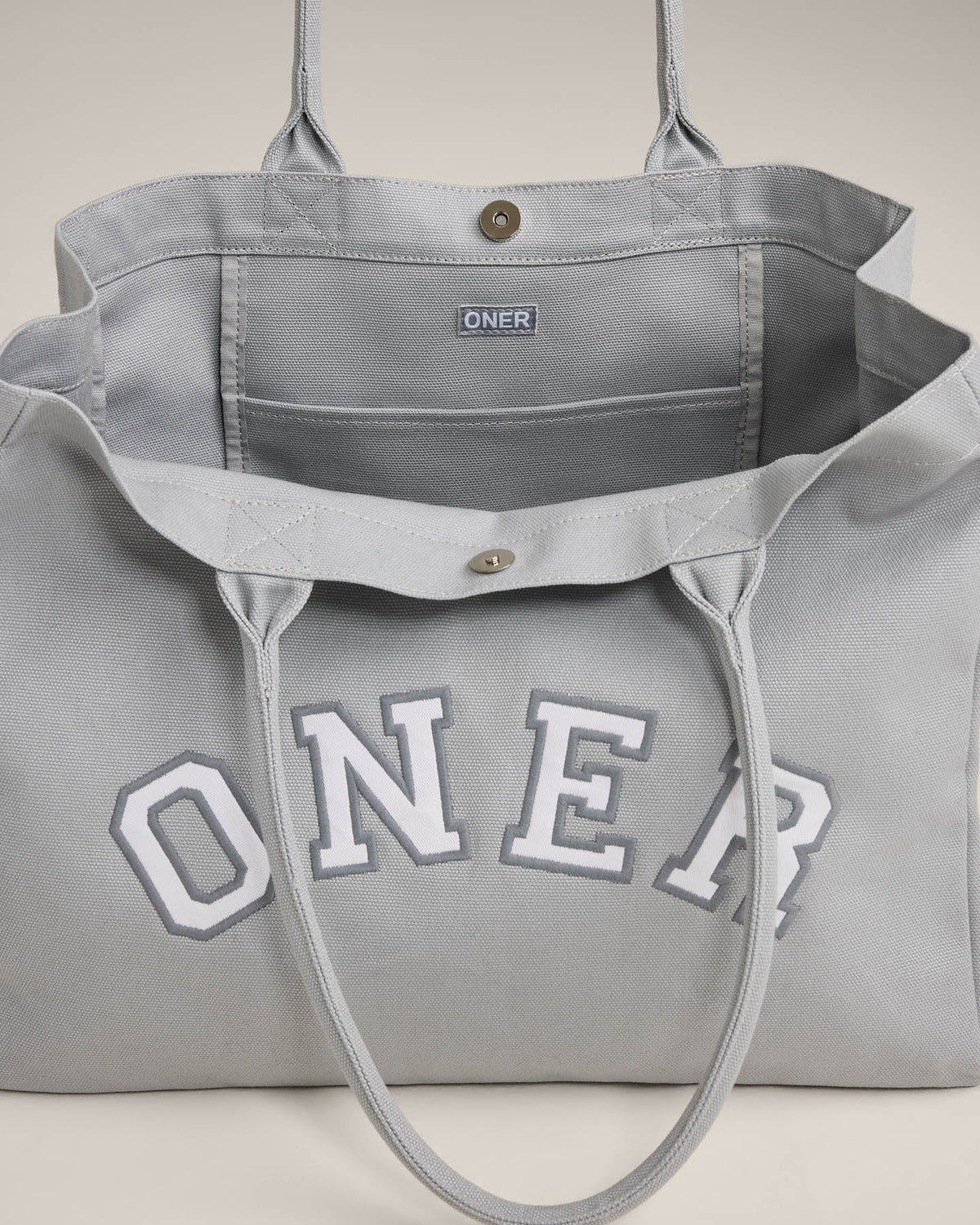 Oner Girlfriend Canvas Tote | Platinum Gray