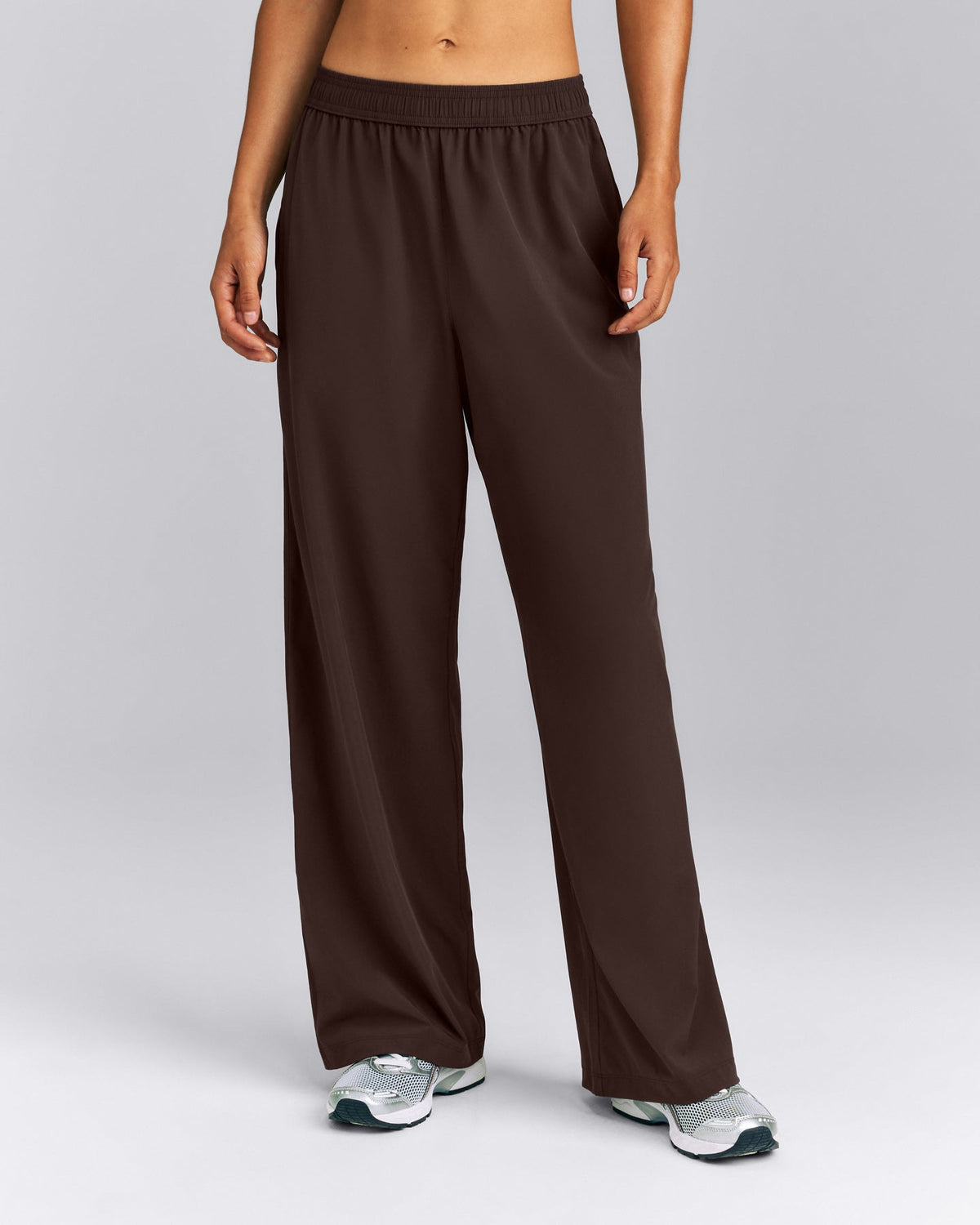 AirMove™ Straight Leg Drawcord Pants | 70% Cocoa