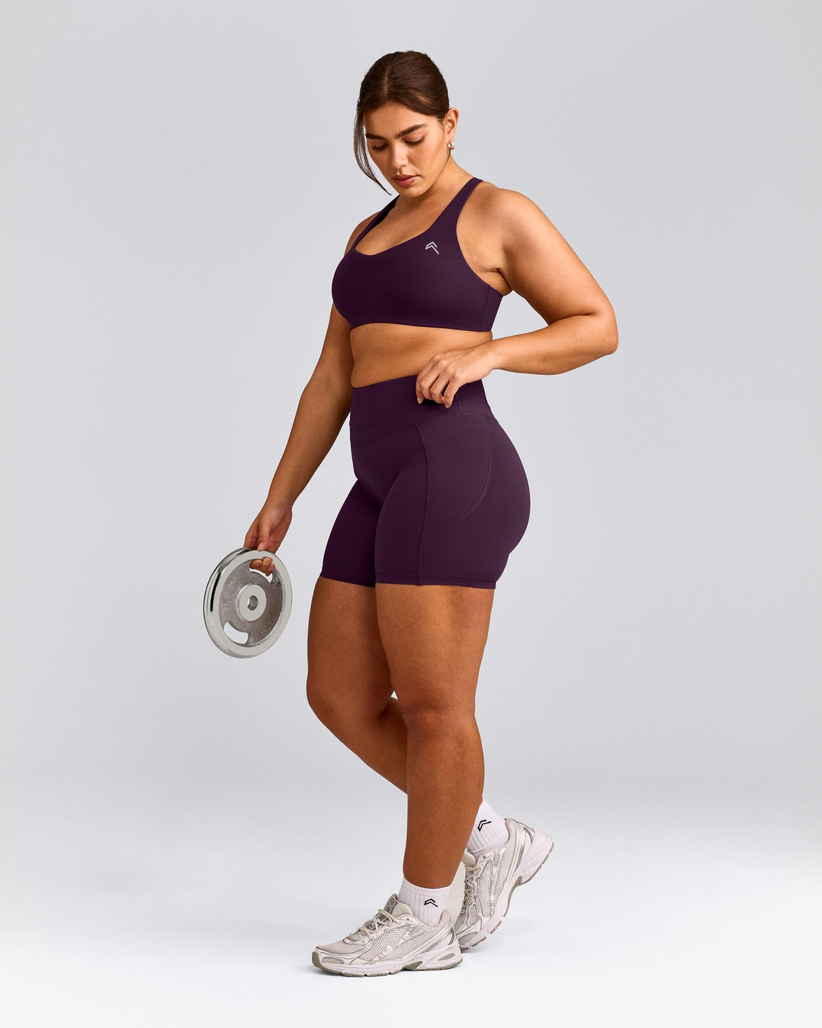 EasyLift™ Cross Back Sports Bra | Blackberry Purple