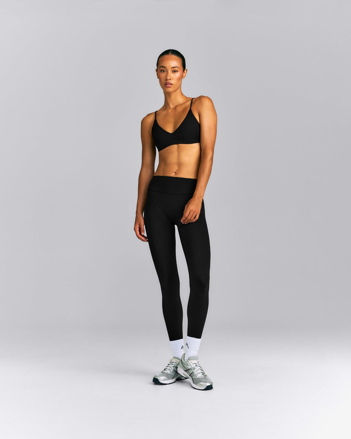 EasyLift™ Ultra Minimal Bralette | Black
