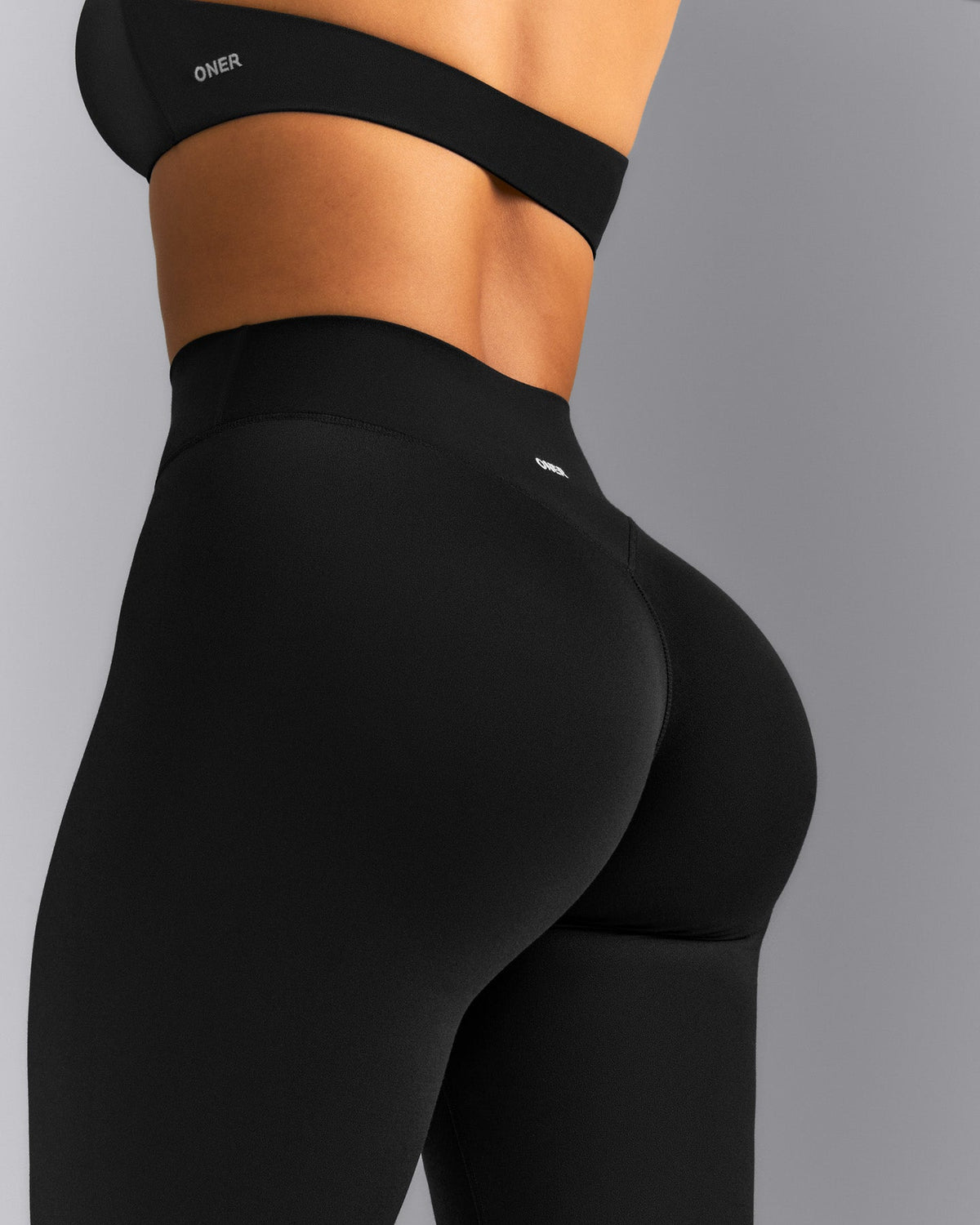 SoftMotion™ High Waisted Leggings | Black