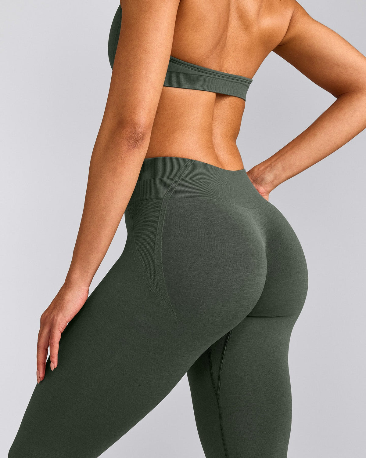 EffortlessLift™ Seamless Mid Rise Leggings | Dark Khaki