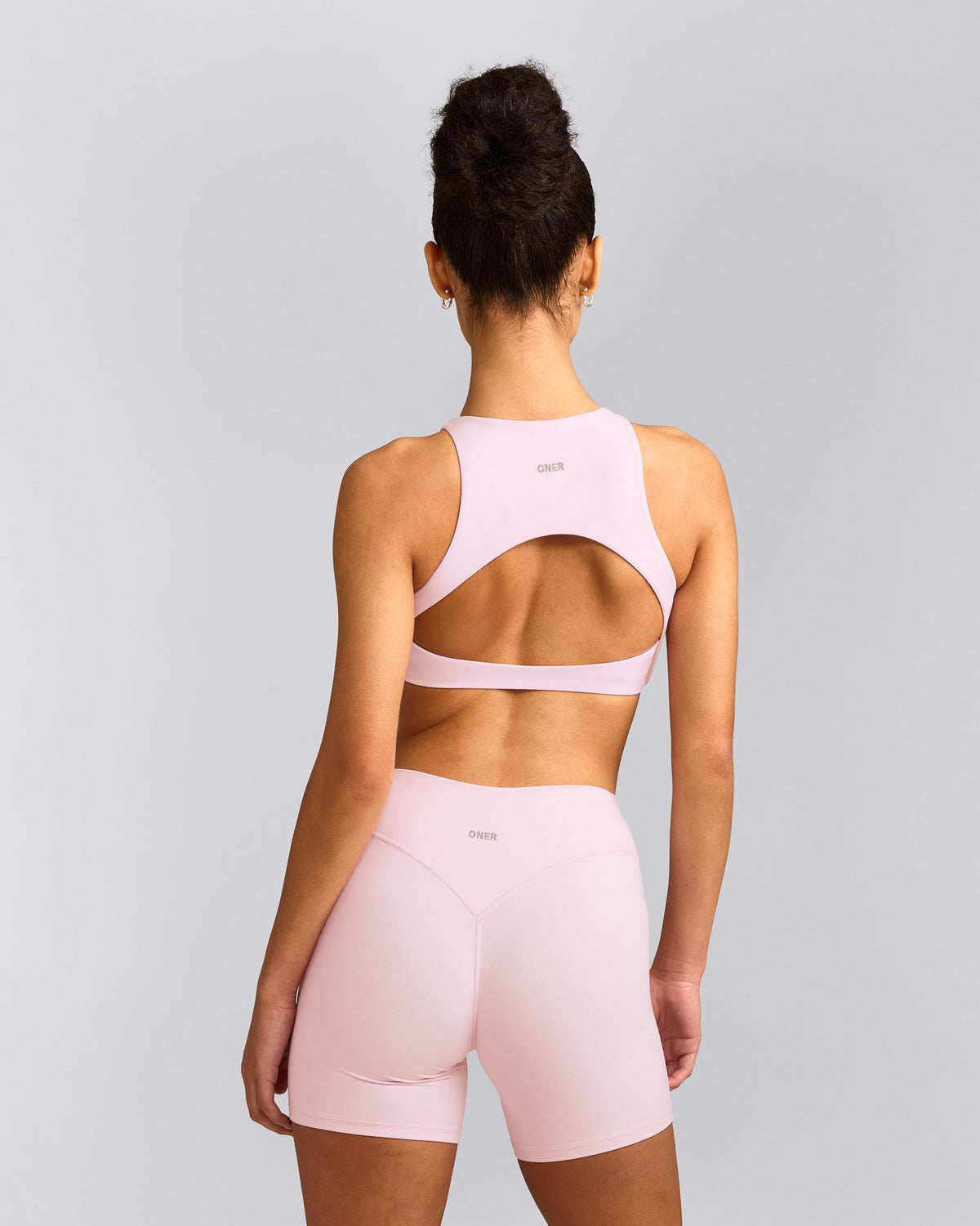 SoftMotion™ High Neck Sports Bra | Soft Girl Pink