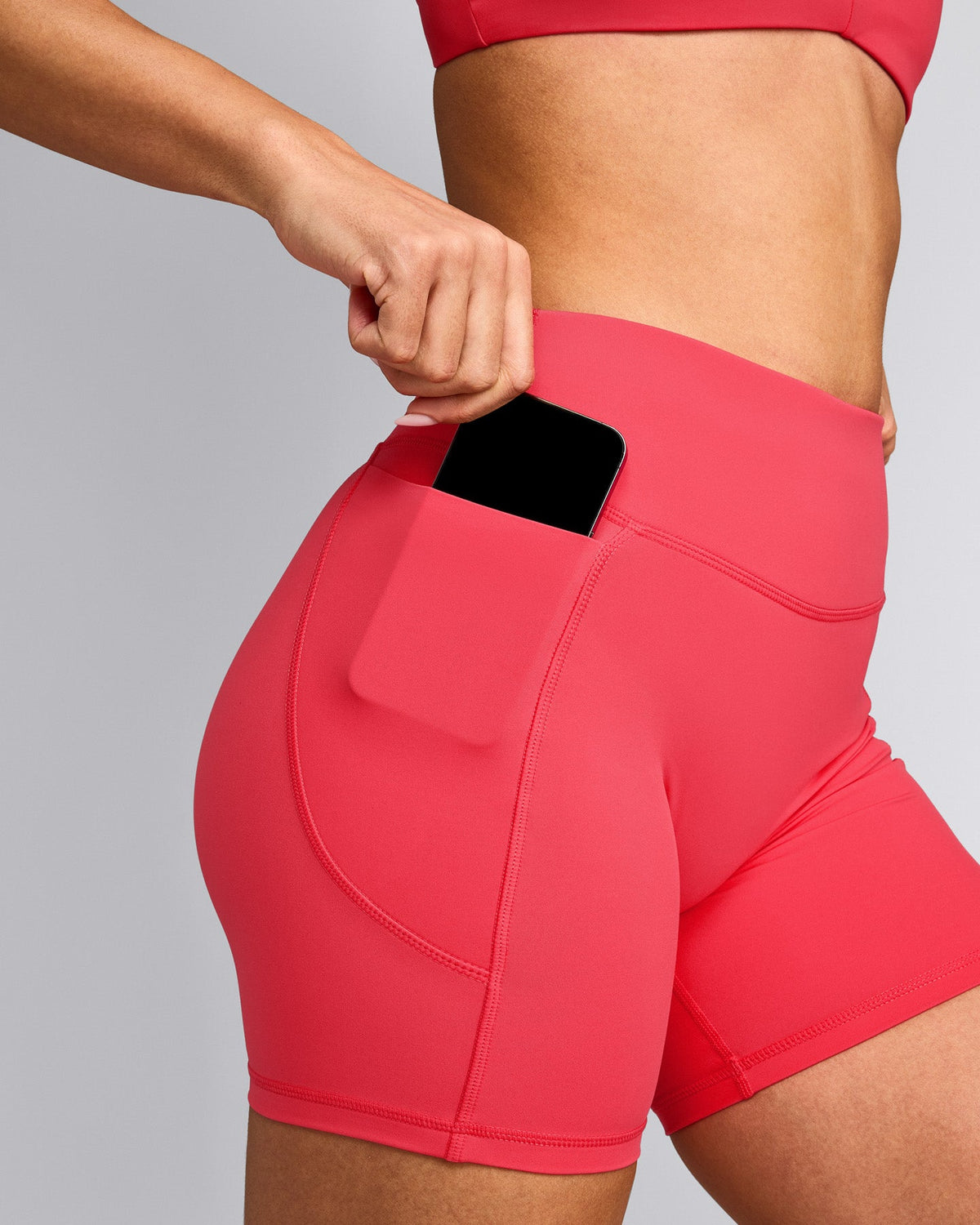 UnifiedMove™ Pocket Shorts 6" with Bonding | Charged Pink
